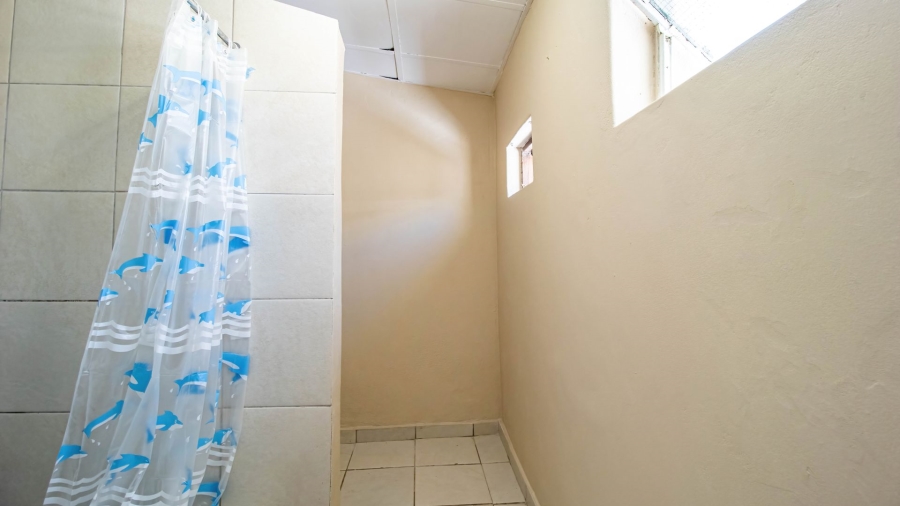 2 Bedroom Property for Sale in Woodstock Western Cape
